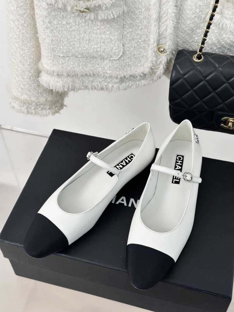 Chanel Low Shoes